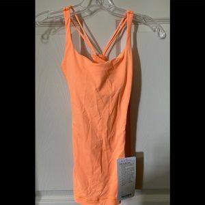 🧡New with tags Lululemon tank🧡